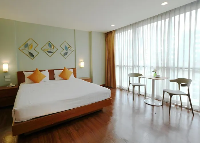 Hotel Lantana 3*